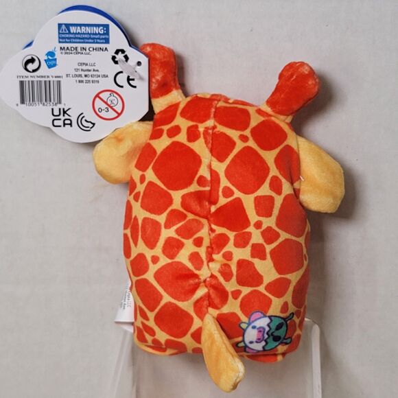 Cows vs Aliens: #034 Mootilda - w/ tag - Picture 3 of 4